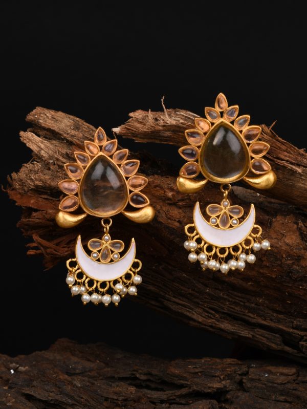 Fusion stud chandbali with single highlighted Crystal stone with pearls  Earring Set.