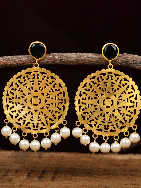Assorted long earring with black onyx & pearls.