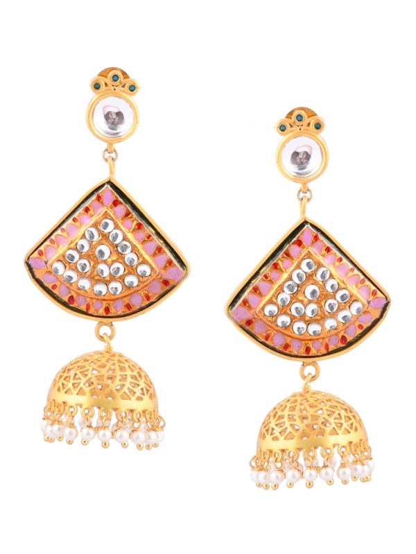 Kundan Meena earpiece looking stunning.