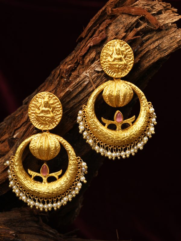 Textured Dome Shape Antique Jhumki style earring.