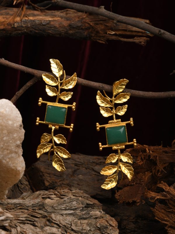 Vintage Gold Tone Green Colour Stone Studded leaf pattern Earrings.