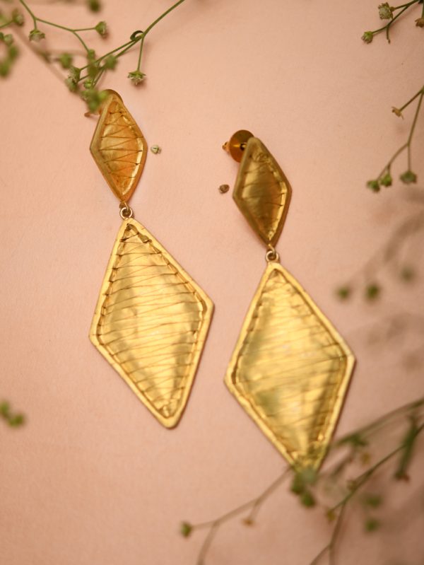 Pleasant Gold Plated  Textured Rhombus Style Dangle Earrings.