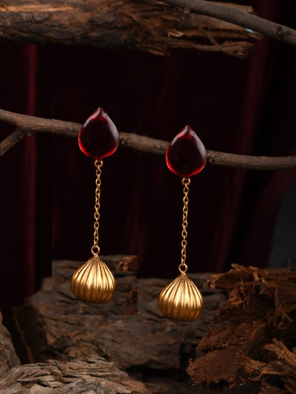 Good looking with excellent Red Colour Glass Stone Tassel Earrings.