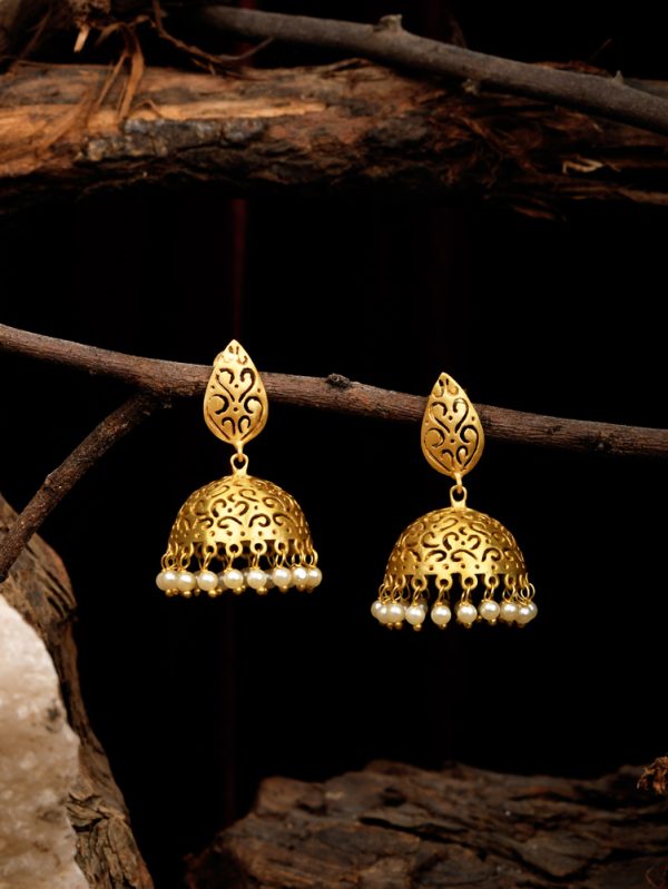 Celebrate this Festival with beautiful handcrafted Earrings.