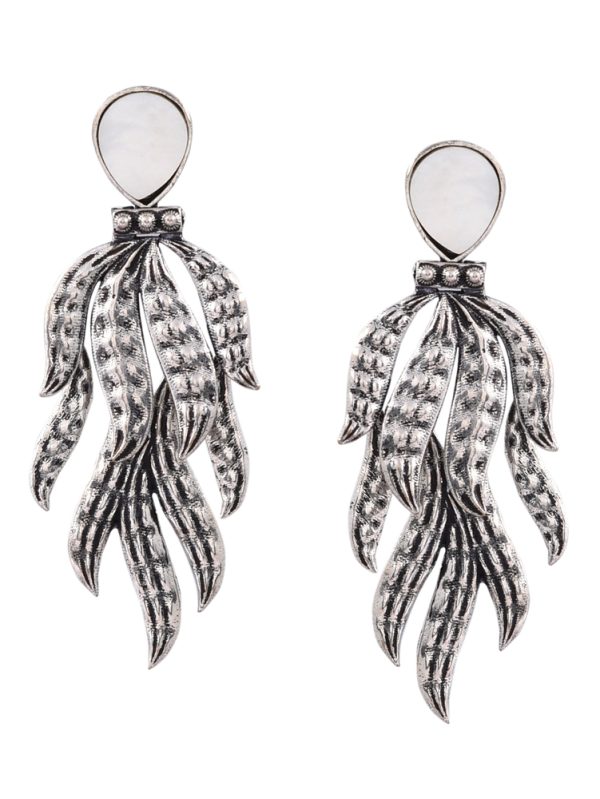 Silver Oxidised multiple Leaf Pattern with Mother of Pearl Stone.