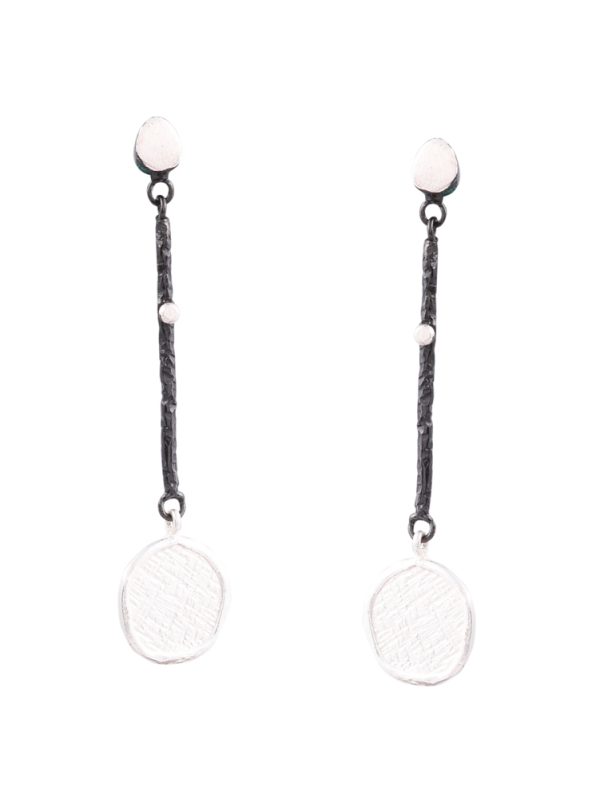 2 tone long Earringss with Fresh water Pearls in silver Plated.