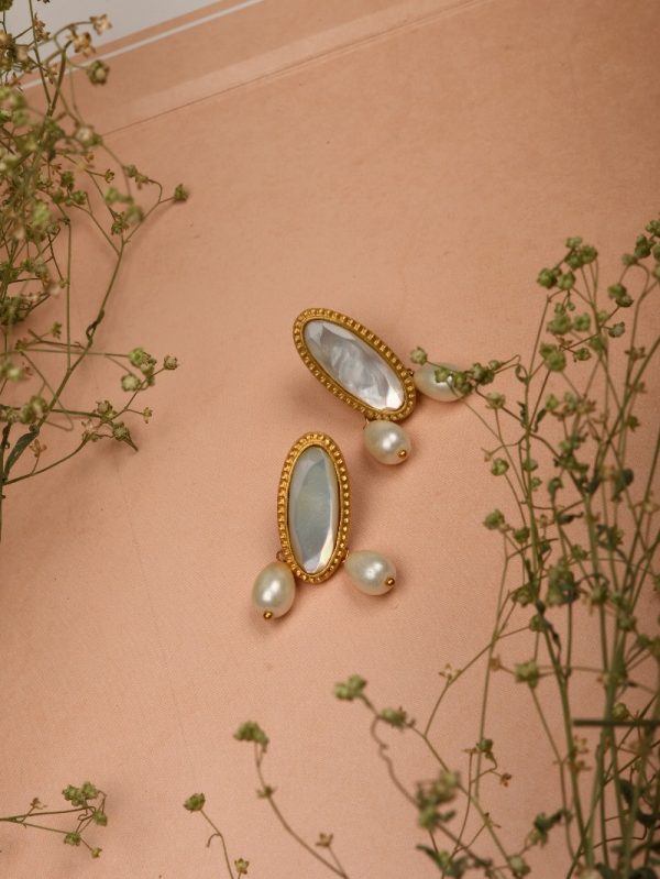 Stunning Pearls Drop MOP  Handcrafted Goldplated Textured US Indian Women Fashion Earring.