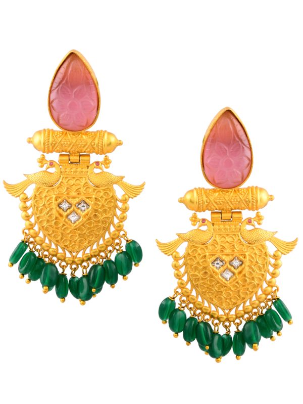 ADD GLOW & SPARKLE TO YOUR EAR WITH THIS DESIGNER EARRING BY JL