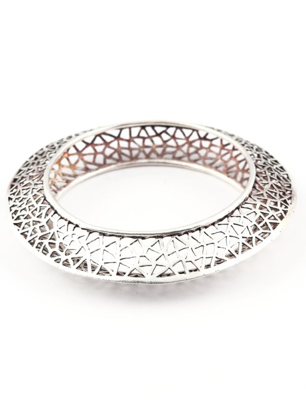 Vintage gold plated Textured Women stylish bangle.