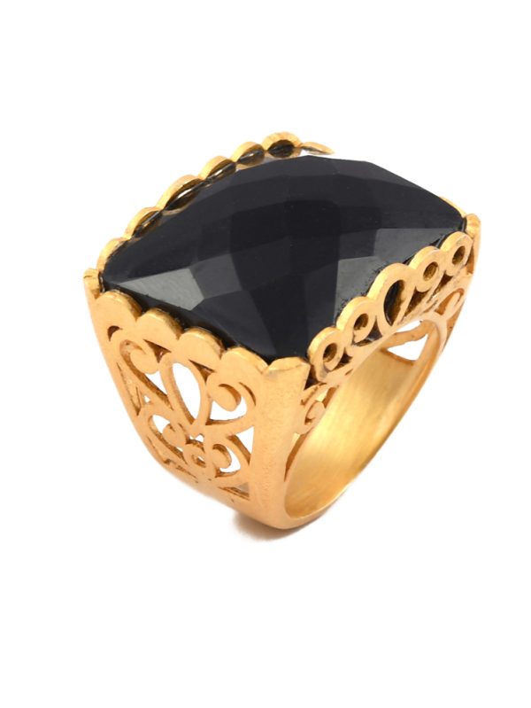 Exquisite ring  is passionately handcrafted make it elegant.